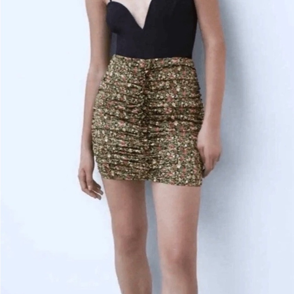 Zara Floral Ruched Draped Mini Skirt - Picture 3 of 10